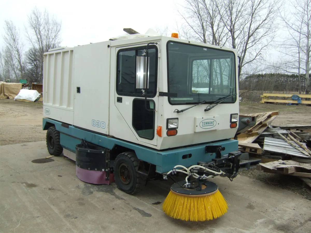Tennant Model 830 Sweeper