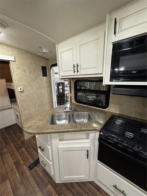Used DUTCHMAN KOMFORT 3030QB Campers, Caravans, Motorhomes Oregon US | MachineryMax #1341169