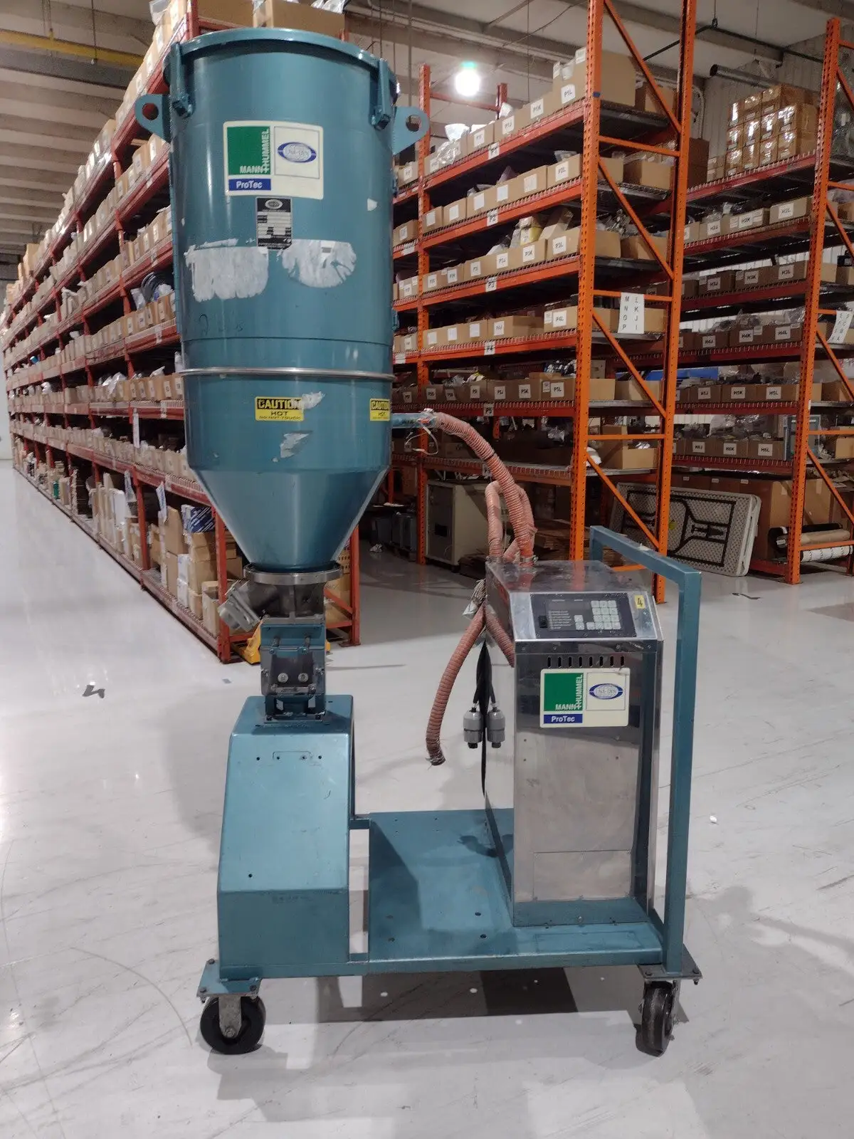 Used Universal Dynamics Mann and Hummel Protec Mann and Hummel Protec Hopper Dryers Michigan US | Maverick Industrial Sales #1401449