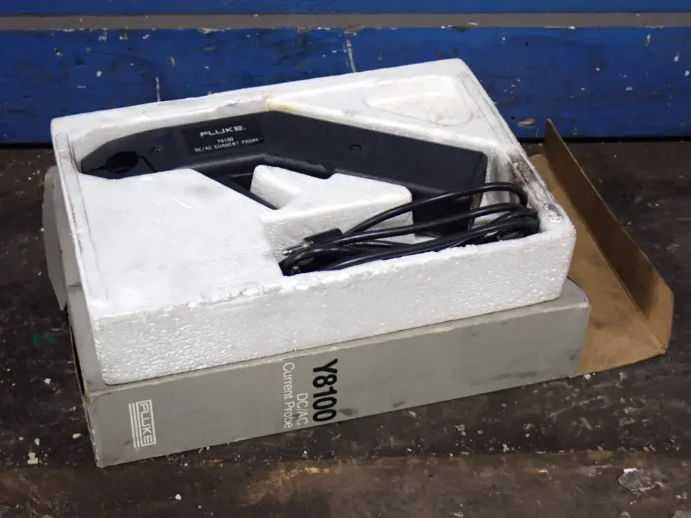 USED FLUKE Y8100