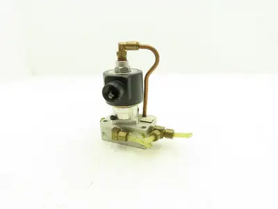 Versa E7SM-8012-66-Z-A120 Pneumatic Air Valve 2-Inlet 3-Way 2-Position NO 150psi