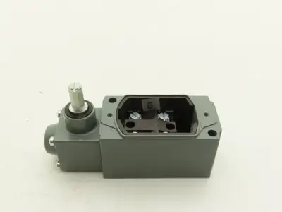 Allen Bradley 802T-ATP Oiltight Limit Switch Enclosure Lever Type Operator Head