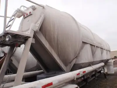 Used 1995 POLAR _UNKNOWN_ Tanker Trailers Indiana US | Lakeshore Equipment Sales #1546574