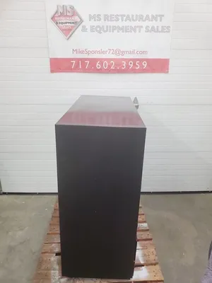 True 2019 GDM-41SL-48-HC-LD 2 Door Glass Merchandiser Tested and Working!