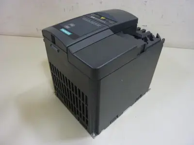 USED SIEMENS 6SE6 420-2UD22-2BA0