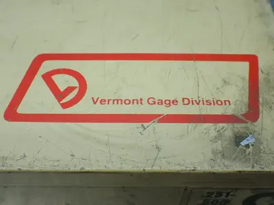 USED VERMONT GAGE .251.500