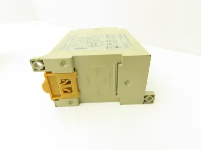 Omron STI G9SA-301 Dual Channel Safety Relay Unit 24VAC/DC Lot of 6