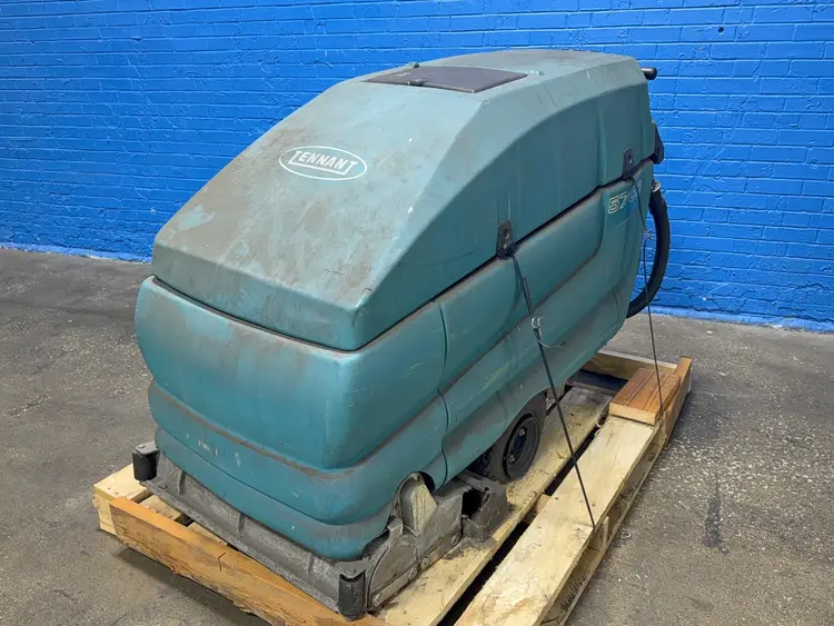 Used TENNANT 5700 Sweepers Ohio US | HGR 24 #1265879