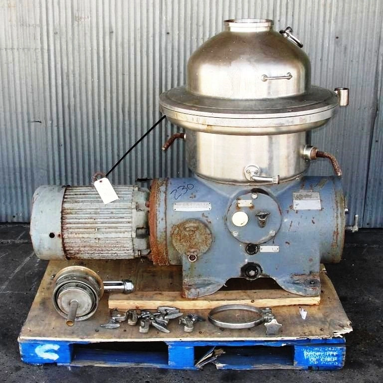Westfalia SA 20-06-076 clarifier centrifuge - NO BOWL.