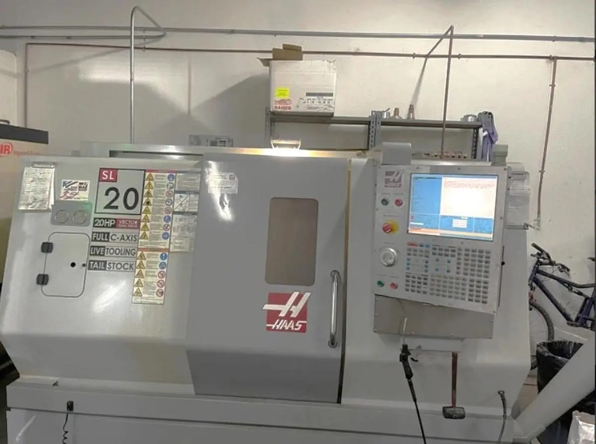 USED 2008 HAAS SL-20T WITH MILLING