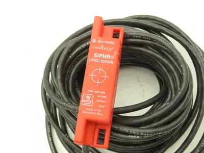 Allen Bradley 440N-S32039 B SIPHA Guardmaster Safety Interlock Switch Sensor