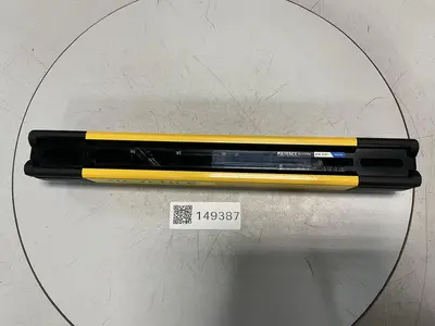 USED KEYENCE SL-V31FM-R