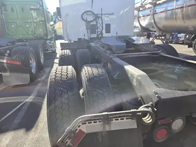 USED 2022 PETERBILT 567