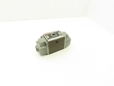 Nachi SS-G03-C7Y-R-C2-J9322A Hydraulic Directional Control Solenoid Valve 200VAC