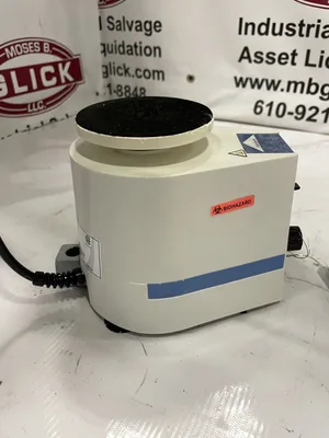 Thermo Scientific M37615 Vortex Maki Mix II Mixer 100 to 3000 RPM