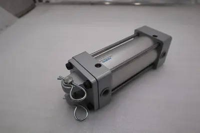 NEW Festo DSNA-N-2 1/2"-4-PPVA-N5-MP2 Standard Cylinder STOCK 5656