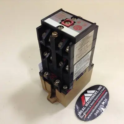USED ALLEN BRADLEY 700-PK400A1 SER B
