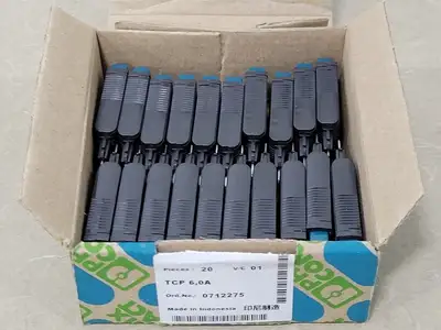 NEW PHOENIX CONTACT 0712275