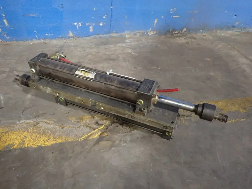 Parker Cylinder