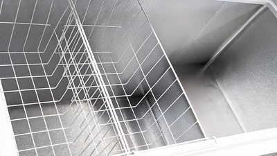 171-0373 50" Solid Top Self Contained Chest Freezer