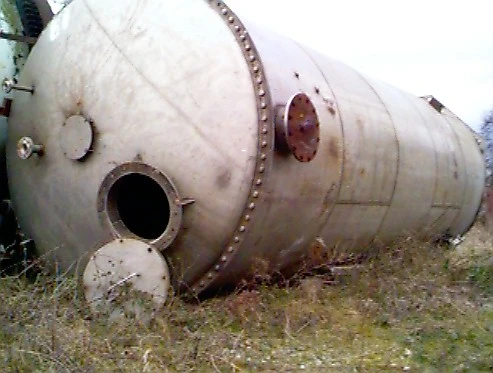27,000L Vertical Encl Tank S/S