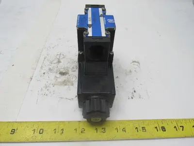 Northman SWH-G02-C2B-A120-10 Hydraulic Directional Valve 110V Single Solenoid