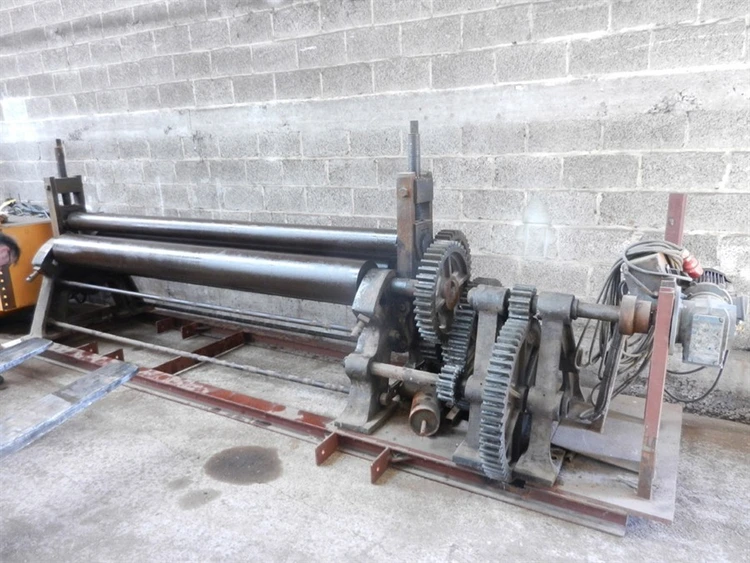Used ZM 2550 X 10 MM Angle Bending Rolls | Apt International N.V #365045