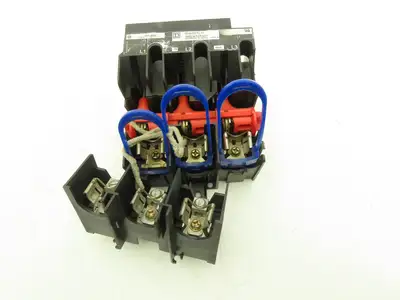 Square D 9422ATCF331 Disconnect Switch 30/60 Amp 600V Fuse Holder Only-No Handle