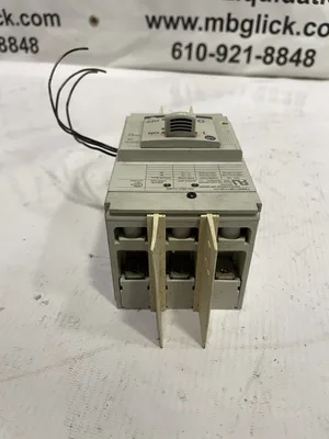 Allen-Bradley 140MG-G8P-C30-KA 3 Pole 30A Instantaneous Trip Circuit Breaker