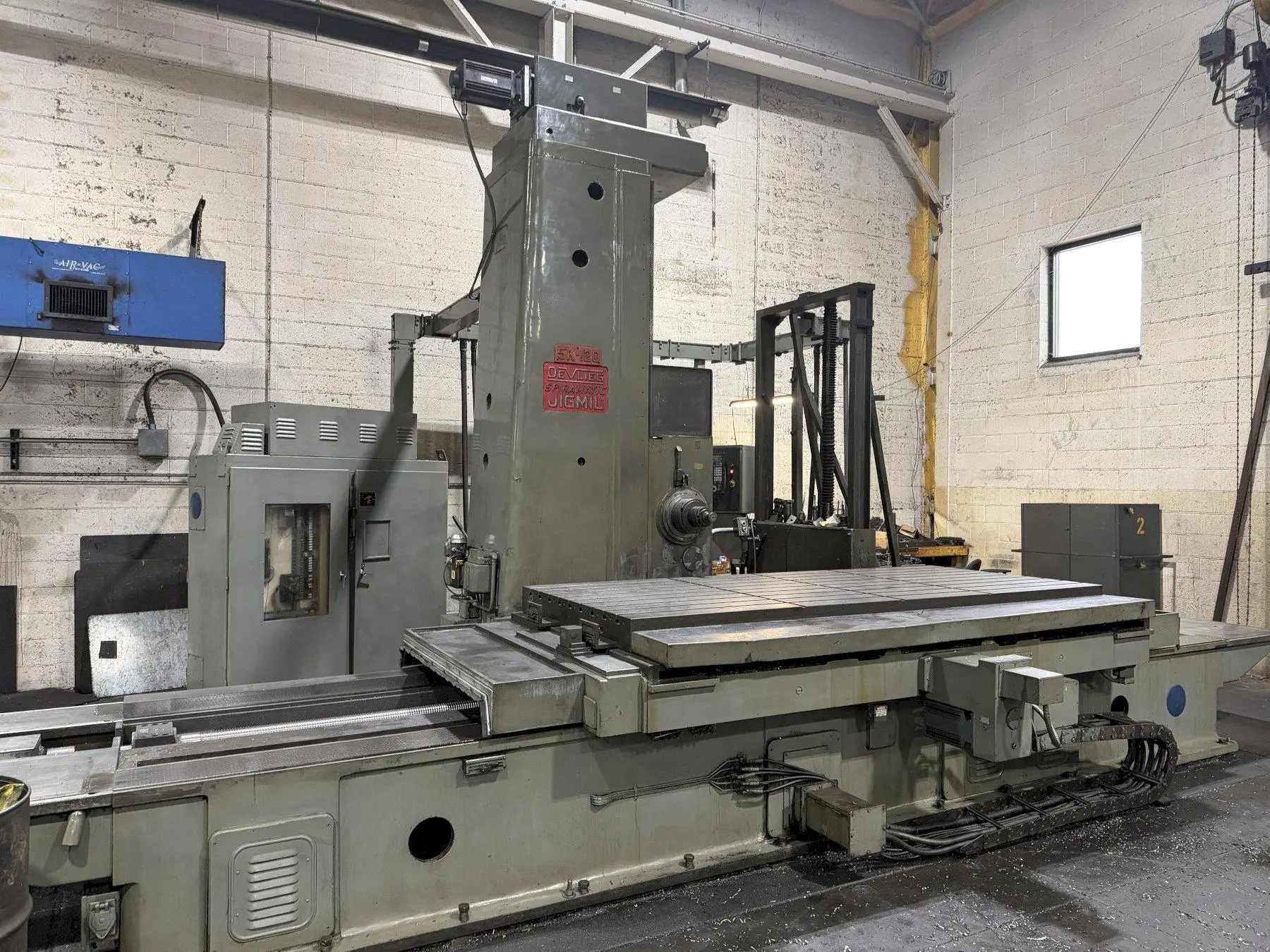 USED DEVLIEG 5K-120