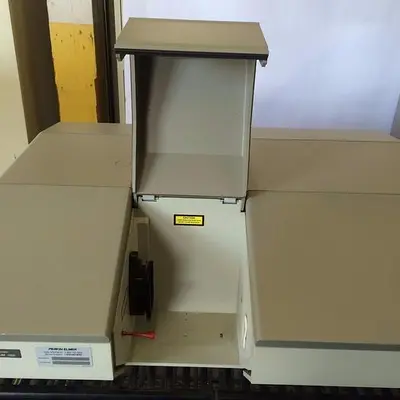PERKIN ELMER FT-IR SPECTROMETER SPECTRUM 1000