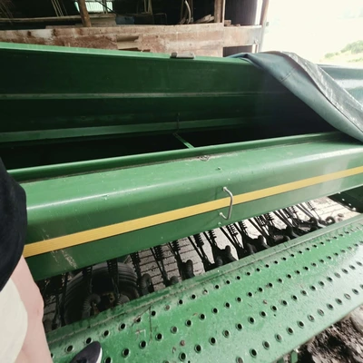 JOHN DEERE 455 Grain Drill | Iron Listing (52)