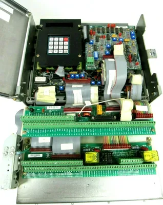 USED GENERNAL ELECTRIC 7VTLS589CD02 DRIVE 25HP 368E0407