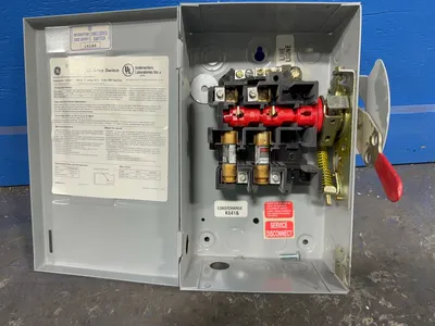 Used GENERAL ELECTRIC TG3221 Disconnects Ohio US | HGR 24 #1284769
