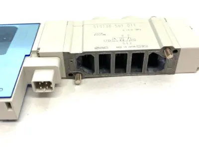 USED SMC SOLENOID VALVE 4/5-PORT 0.15~0.7MPA