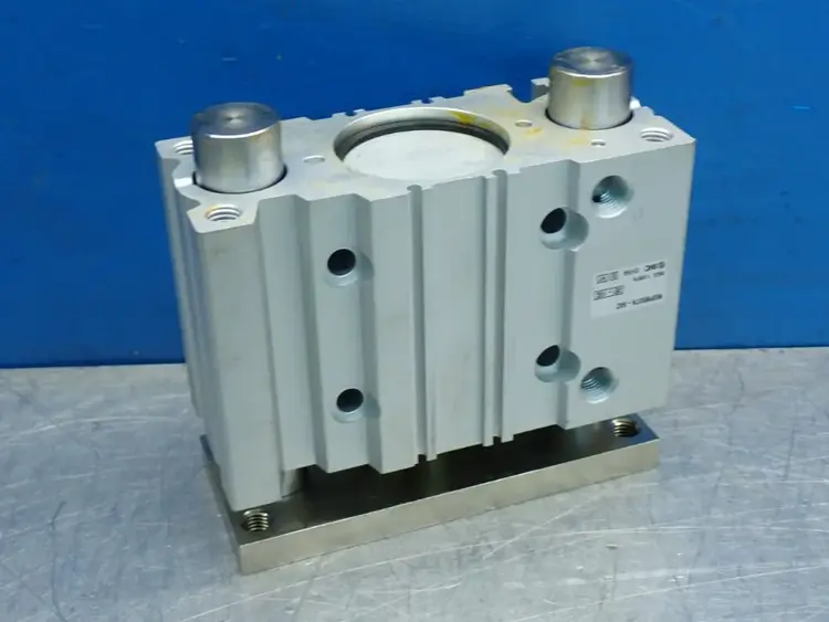 Used SMC MGPM50TN50Z Pneumatic Cylinders Ohio US | HGR 24 #1070352