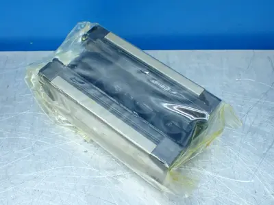 New | in-Stock THK SHS35V1SS(GK) BLOCK Tooling & Accessories (Other) | HGR 24 #750104