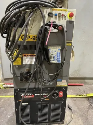 2014 FANUC ARCMATE 120iC 30iA Single Welding Robots | ACES Robotics Ltd (3)