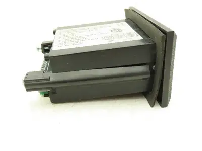 Omega DP-F75 Rate Meter Batch Control Totalizer 6 Digit Panel Meter 110V