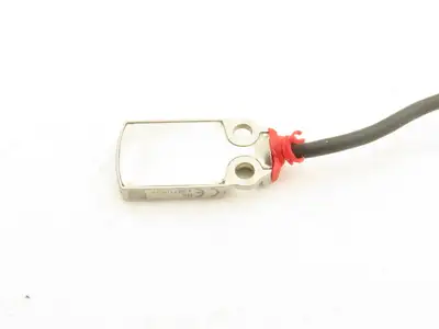 Keyence PR-FB30P3 Mini Photoelectric Sensor Flat Reflective 64" Cable  Lot of 4