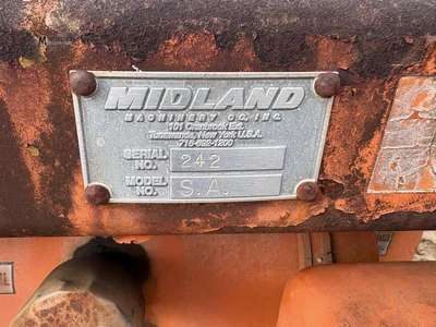 Used MIDLAND SA Asphalt Pavers Tennessee US | Moore Equipment #1517300