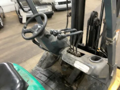 USED 2010 KOMATSU FG25T-16