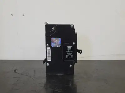 USED SQUARE D EDB16015