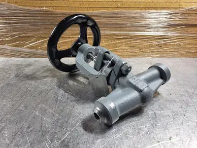 1" Class 2500 Globe Valve B16.34