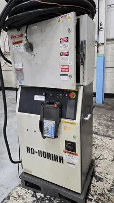 USED 2009 FANUC R-2000iB/210F + R-30iA