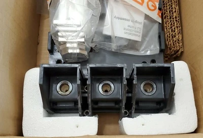 NEW Merlin Gerin 36698