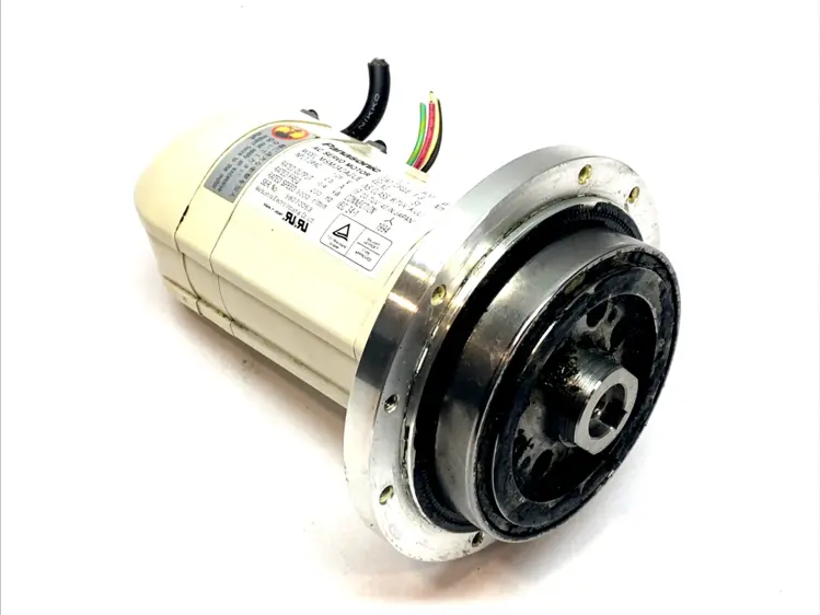 Used PANASONIC AC SERVO MOTOR 400W 200V 3000RPM INCREMENTAL ENCODER Encoders | Maverick Industrial Sales #1099830