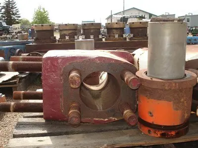 USED WESTERN ROUGHRIDER RR1000 TRIPLEX FRAC/MUD PUMP MODULE