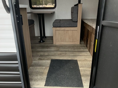 Used 2024 FOREST RIVER WOLF DEN Campers, Caravans, Motorhomes Michigan US | Miedema Asset Management Group #1342293