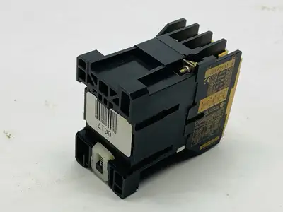 700-F310A1 | Allen Bradley  Ser B Control Relay 110/120V Coil - Used